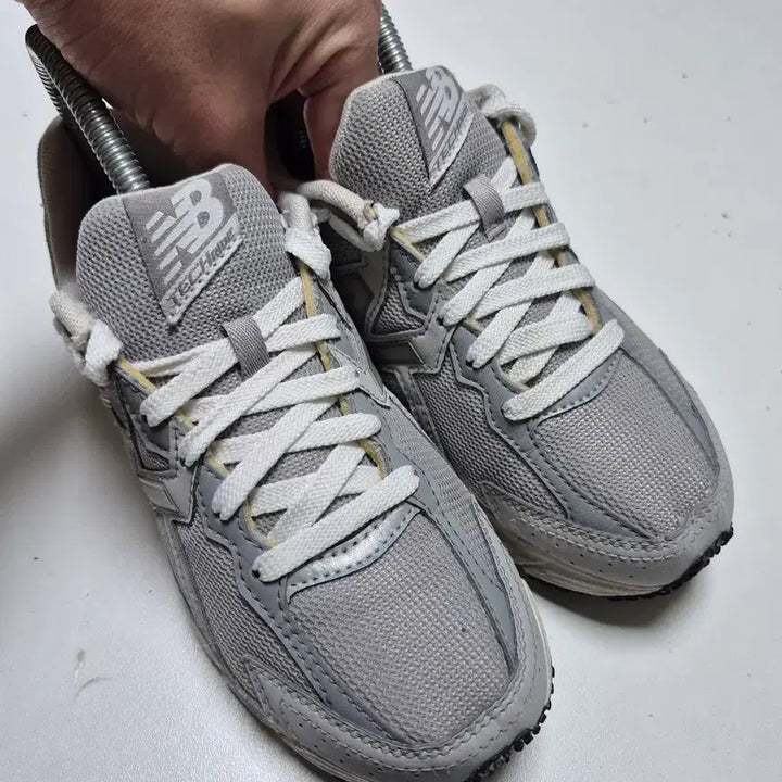 [BUNJANG] New Balance 480 Gray Sneakers 220 / 뉴발란스 480 회색 운동화 220