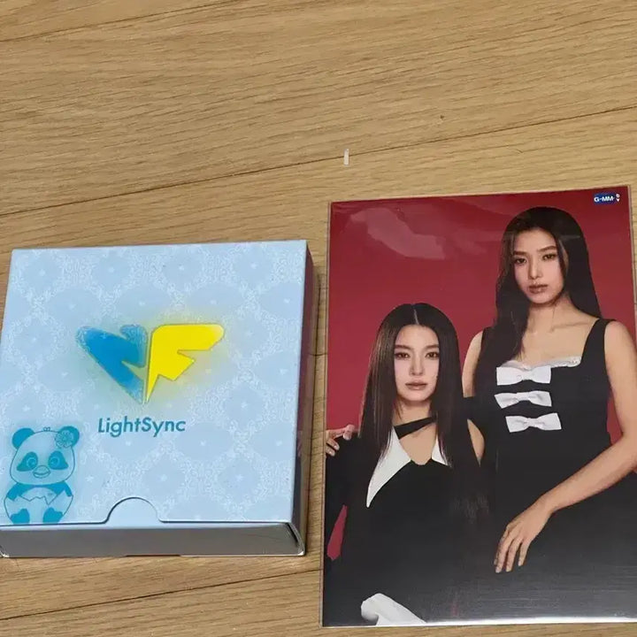 [BUNJANG] GMMTV Namtan Film Postcard and LightSyne / 찌엠 Gmmtv 남딴필름 엽서 and LightSyne