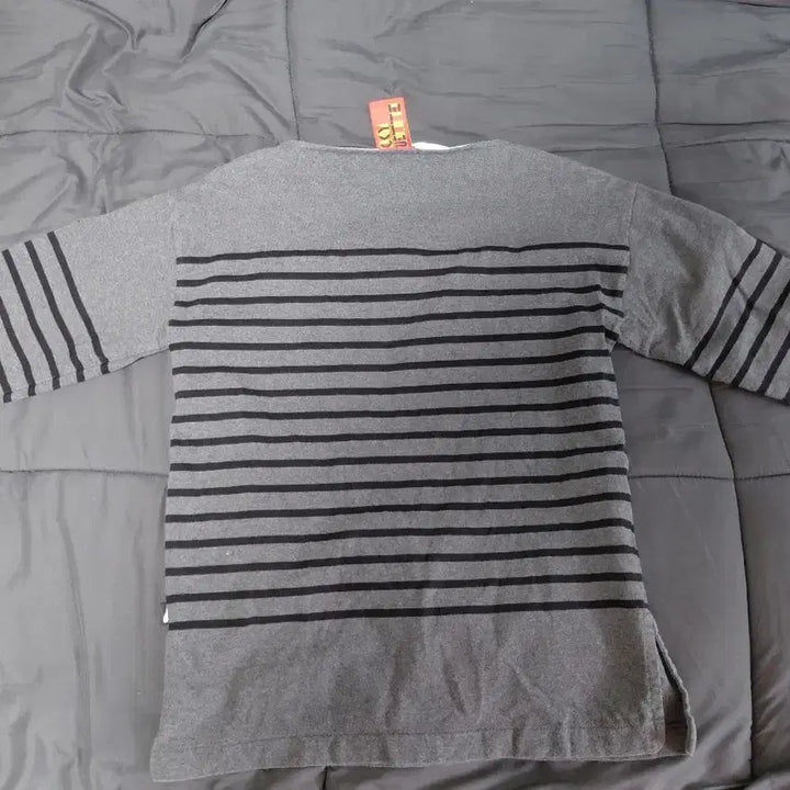 [BUNJANG] Lucky Chouette Striped Long Sleeve T-shirt / 럭키슈에뜨 블랙 스트라이프 반팔 티셔츠