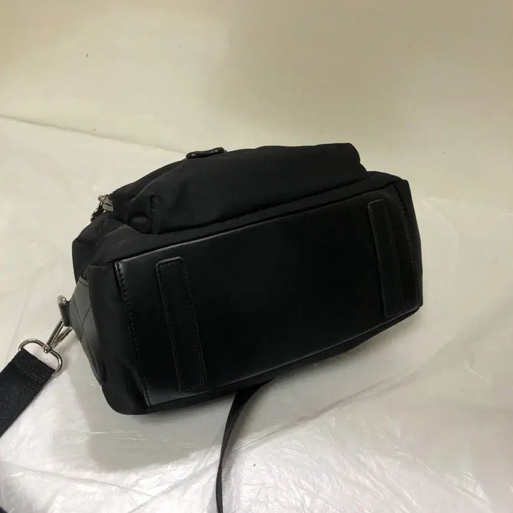[BUNJANG] Phantom Crossbody Bag / 팬텀 크로스백@9956