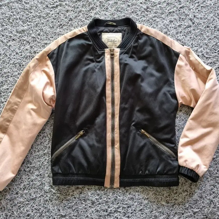 [SOLD OUT] 자라 봄버자켓
