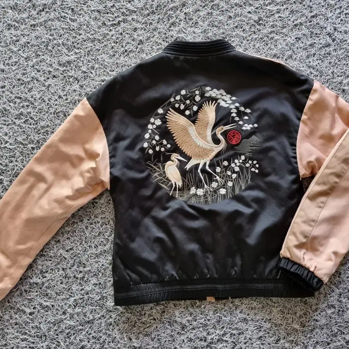 [SOLD OUT] 자라 봄버자켓