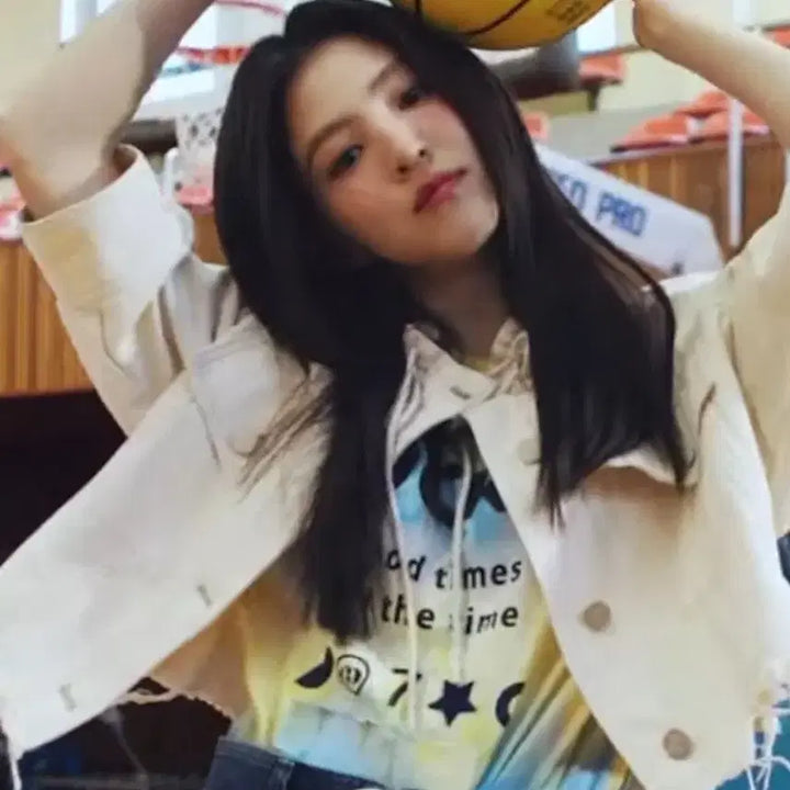 [BUNJANG] Lucky Chouette Cropped Denim Jacket / 백화점428000구매) 럭키슈에뜨 크롭 데님자켓36