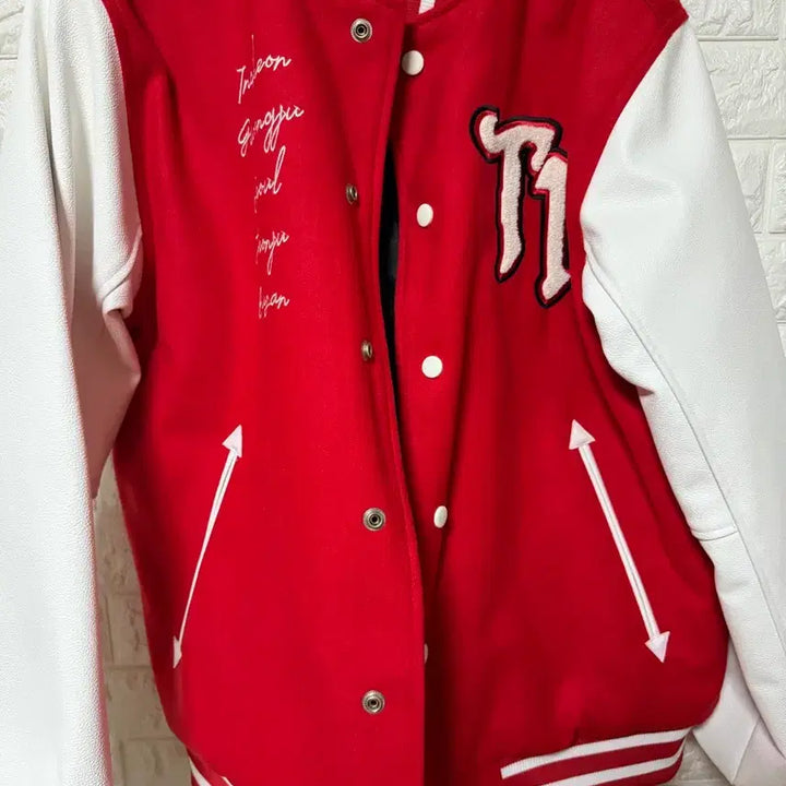 [BUNJANG] T1 Faker Seoul Jacket Size 2 / (한정판 새상품) 페이커 T1 서울자켓 사이즈2