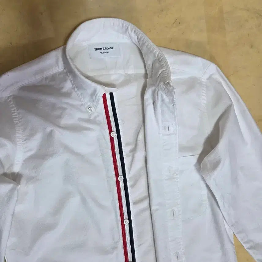 [SOLD OUT] 톰브라운 정품 셔츠 거의새제품