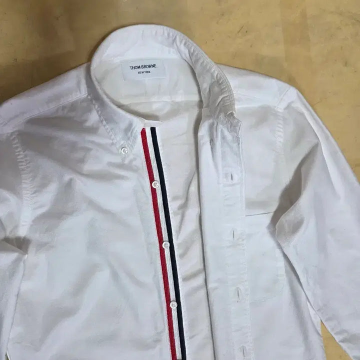 [SOLD OUT] 톰브라운 정품 셔츠 거의새제품