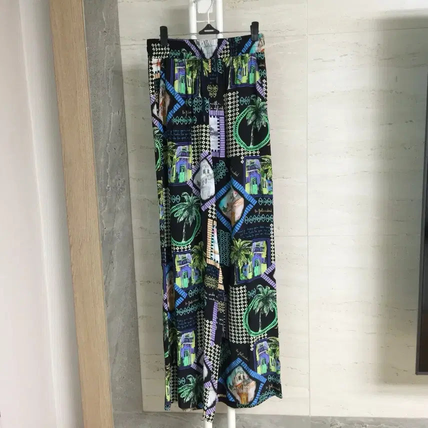 [BUNJANG] Egoist 25 S/S Sleeveless Top and Pants Set / 에고이스트 25 25 S/S 슬리브리스 나시 팬츠 2종 세트