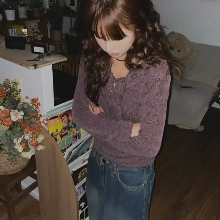 [BUNJANG] Douchi Douchi Eyelet Collar Knit Top / [free] 도우치도우치 시코로 아일렛 카라니트 에이블리