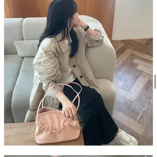 [SOLD OUT] 쏭라벨 램스킨 숄더백 핑크