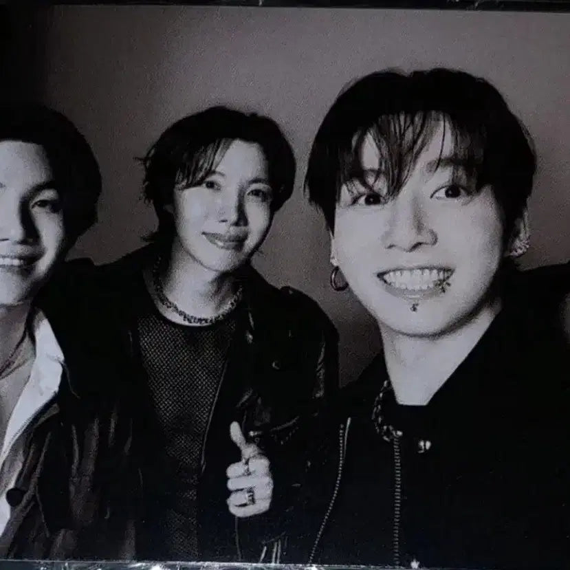 [BUNJANG] BTS Arirang Weverse Album Group Photocard / 방탄 아리랑 위버스앨범 단체포카