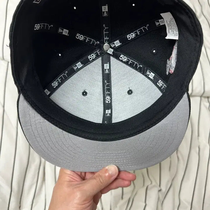 [BUNJANG] Supreme New Era Screwball S Logo Snapback Cap / 슈프림x뉴에라 스크류볼 S로고 스냅백 볼캡(714/57.7cm)