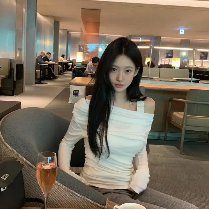 [SOLD OUT] 리즈 cream layerd tee