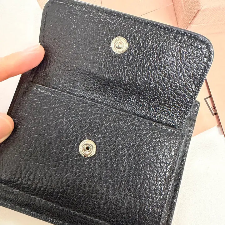 [BUNJANG] Miu Miu Black Pearl Card Wallet / 미우미우 블랙 진주 카드지갑 풀박스(쇼핑백포함)