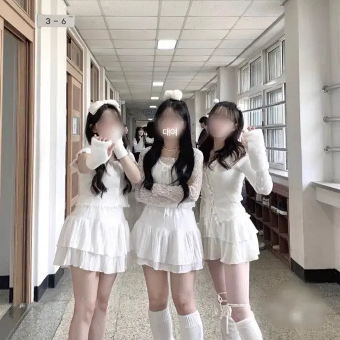 [BUNJANG] ses Graduation Photo Outfit Rental / 이벤트중) ses 졸업사진 _ 3벌 보유_ 졸사대여 _ 졸업사진 대여_
