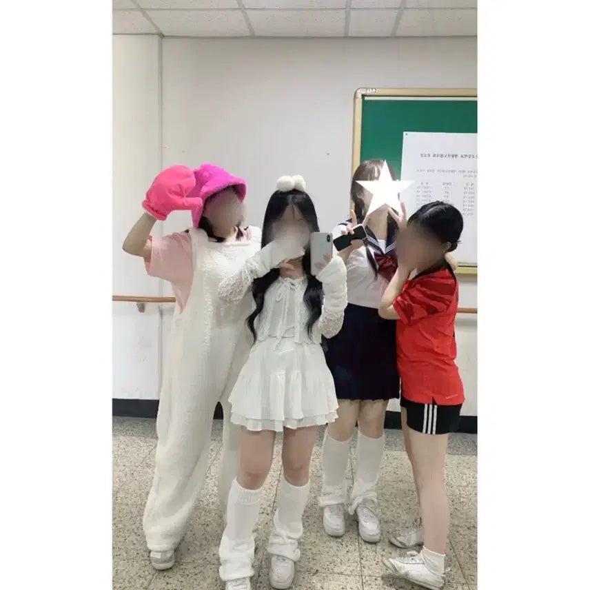 [BUNJANG] ses Graduation Photo Outfit Rental / 이벤트중) ses 졸업사진 _ 3벌 보유_ 졸사대여 _ 졸업사진 대여_
