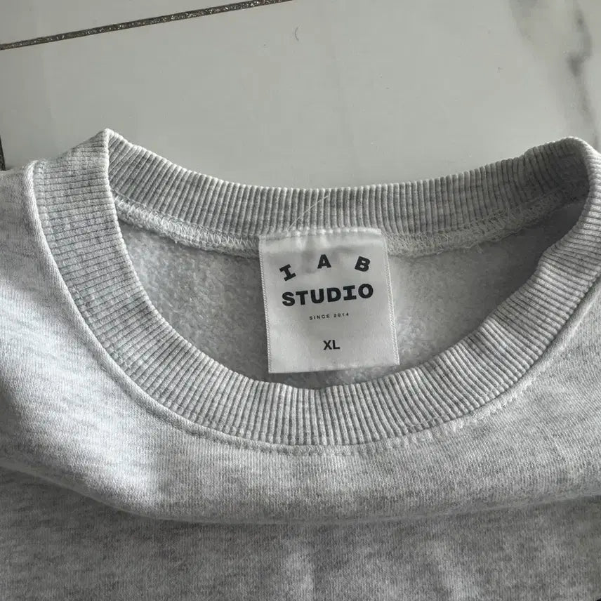 [BUNJANG] IAB Studio Melange Gray Sweatshirt XL / IAB STUDIO 멜란지그레이 맨투맨 XL
