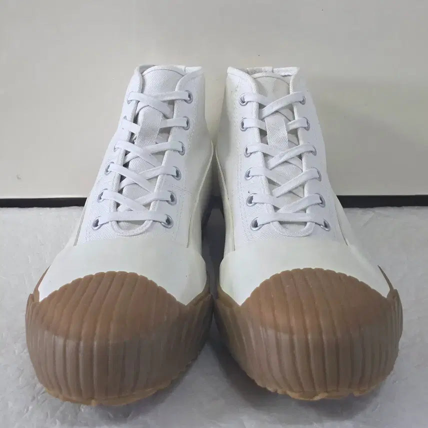 [BUNJANG] Moonstar All Weather White Camel Cream Shoes / [260] 문스타 올웨더 화이트카멜크림