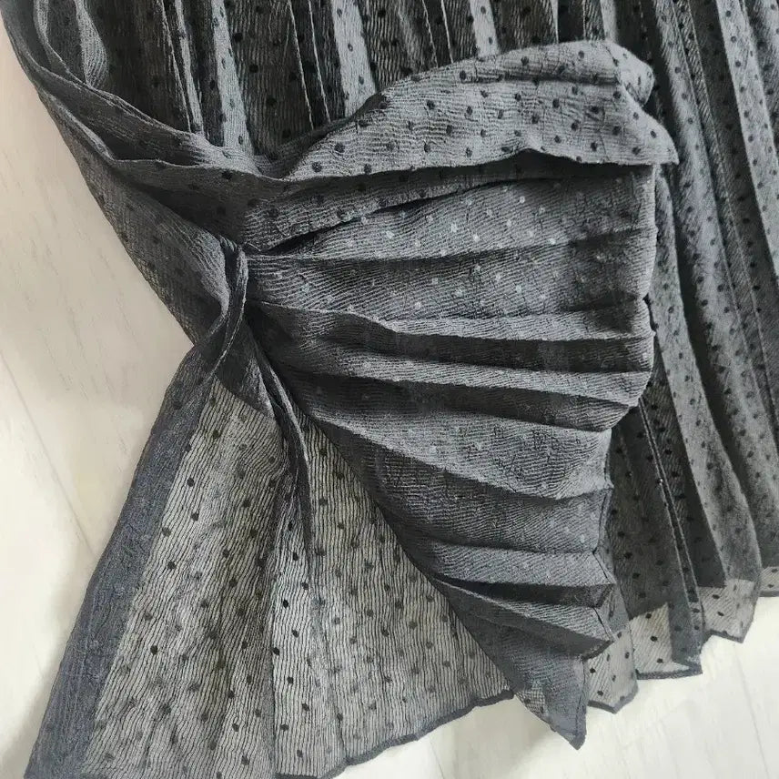 [SOLD OUT] 듀엘  플리츠 롱 원피스