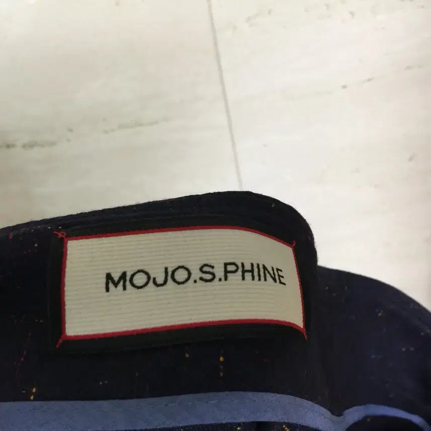 [SOLD OUT] 모조에스핀 22 큐빅버튼 슬릿 스커트 26