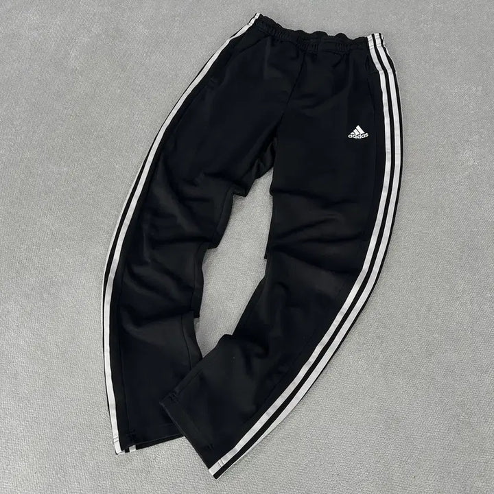 [BUNJANG] Adidas 3-Stripes Training Pants Black / 아디다스 삼선 트레이닝 바지 블랙
