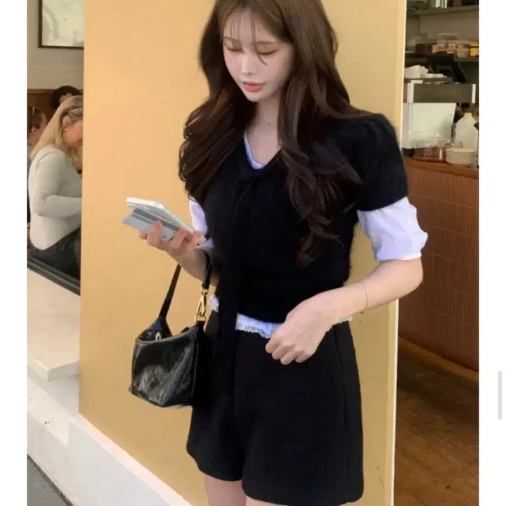 [BUNJANG] Shop Minet Bell Half Knit Top / 샵미네트 벨 하프 니트 블랙