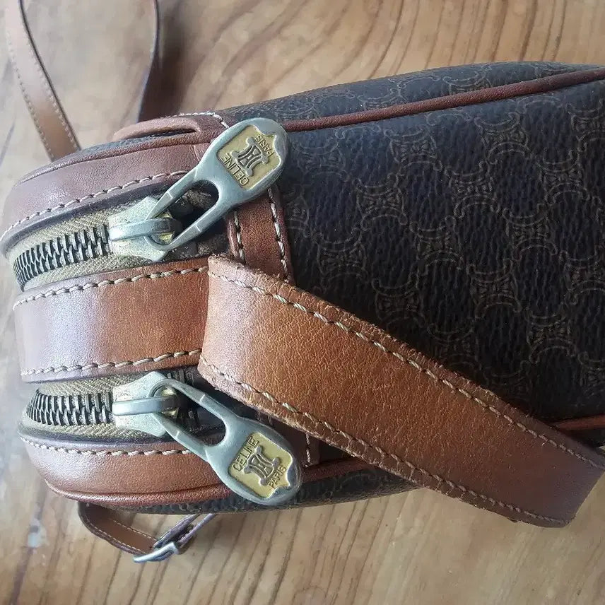 [BUNJANG] Celine Macadam Pattern Crossbody Camera Bag / 셀린느 마카담 패턴 크로스백 카메라백(올드 셀린느 정품)