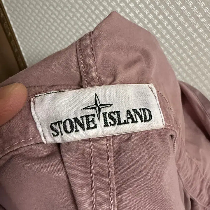 [SOLD OUT] 스톤아일랜드 올드이펙트 후디드 오버셔츠자켓 인디핑크