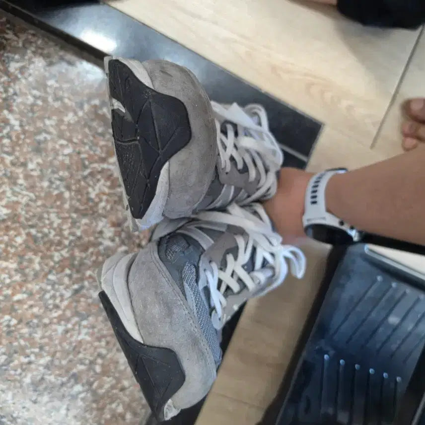 [SOLD OUT] 뉴발란스 990v6 그레이 290 D