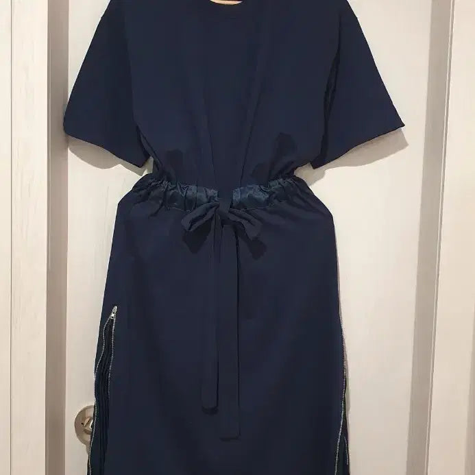 [BUNJANG] General Idea Navy Cotton Dress / 제너럴아이디어 네이비 색상 면원피스