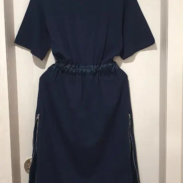 [BUNJANG] General Idea Navy Cotton Dress / 제너럴아이디어 네이비 색상 면원피스