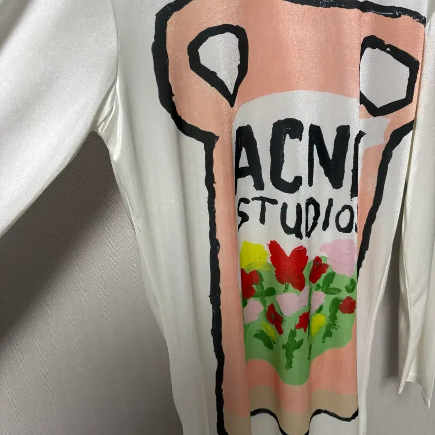 [BUNJANG] Acne Studios White Flower Printed Long T-shirt / 아크네 스튜디오 흰색 플라워 프린팅 롱티