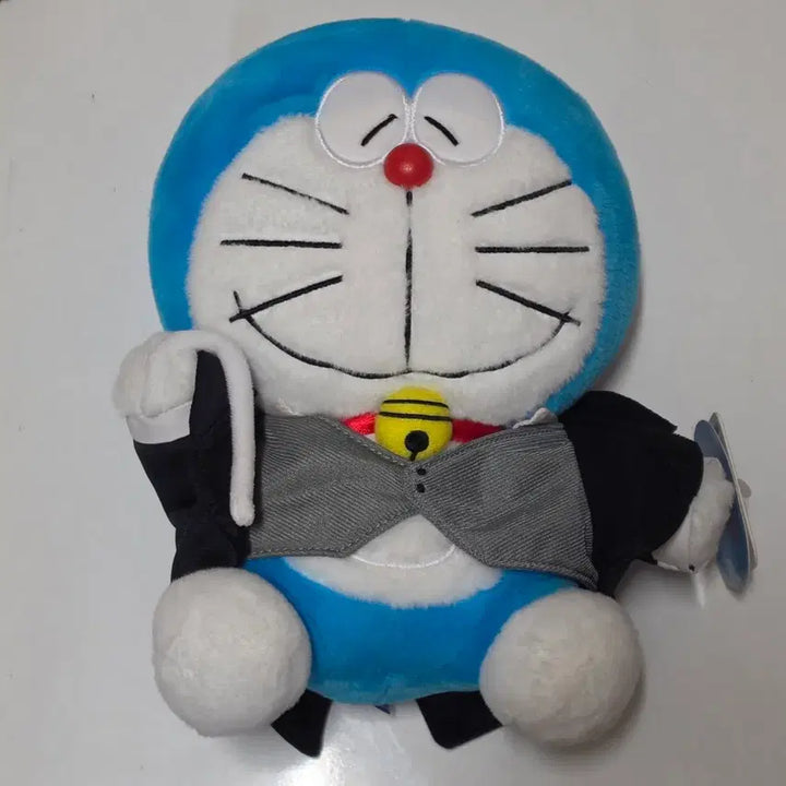 [BUNJANG] Doraemon Tuxedo Doll / 도라에몽 인형