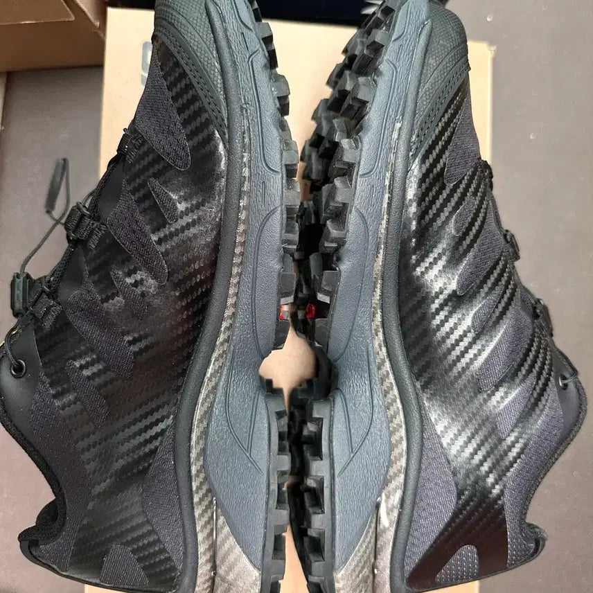 [BUNJANG] Salomon XT-4 OG Black Sneakers / 살로몬 XT-4 OG black 240mm