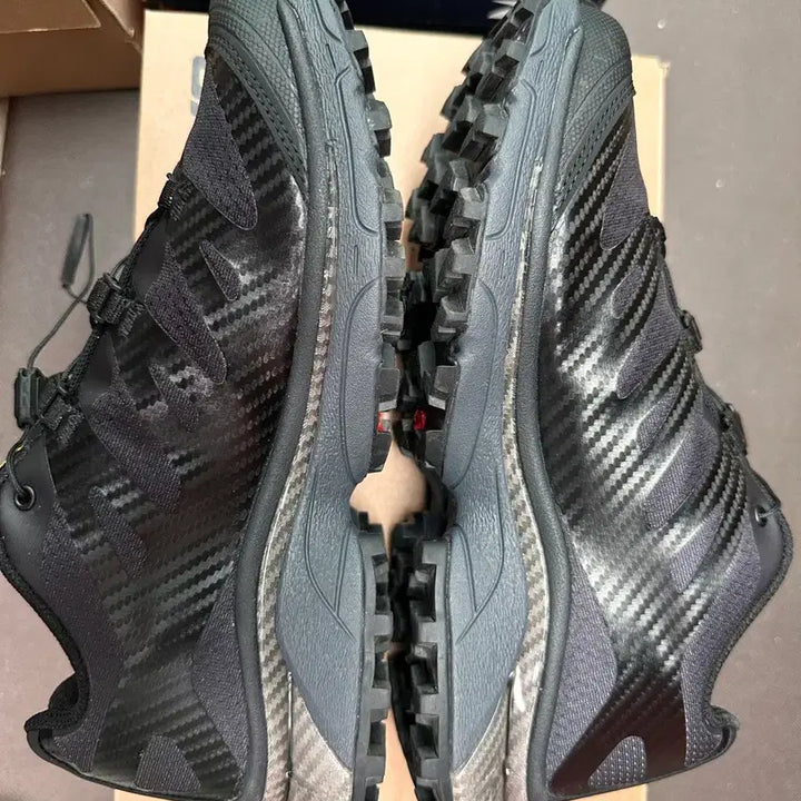 [BUNJANG] Salomon XT-4 OG Black Sneakers / 살로몬 XT-4 OG black 240mm