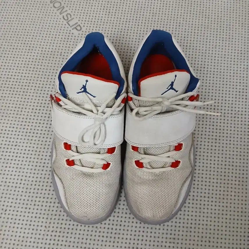 [BUNJANG] Nike Air Jordan J23 Gold Sneakers / 나이키 에어 조던 J23 골드