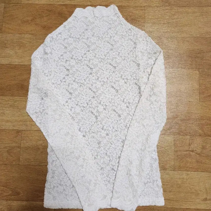 [BUNJANG] White Lace Blouse / 화이트 레이스 블라우스
