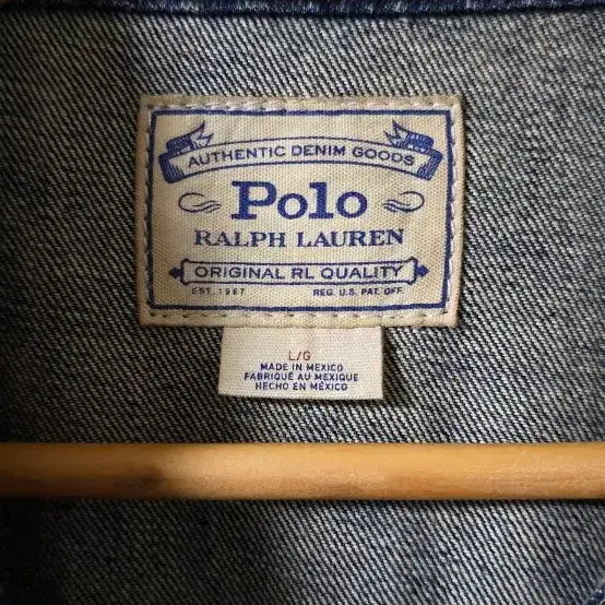 [SOLD OUT] 폴로(Polo) 페이티드 데님 트러커 재킷 L