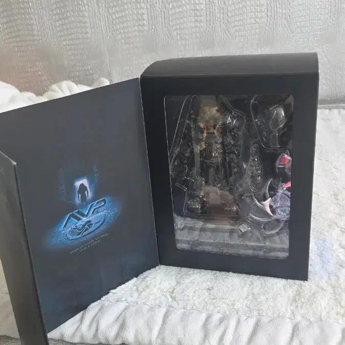 [SOLD OUT] 에일리언 vs 프레데터 스카 프레데터 피규어
