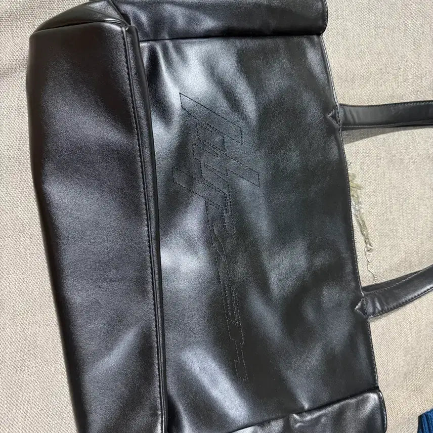 [BUNJANG] aespa Guangzhou MD Popup Bag Leather Crossbody Pouch / 에스파 중국 광저우 엠디 팝업 가방 가죽 가방 크로스백 파우치 포카