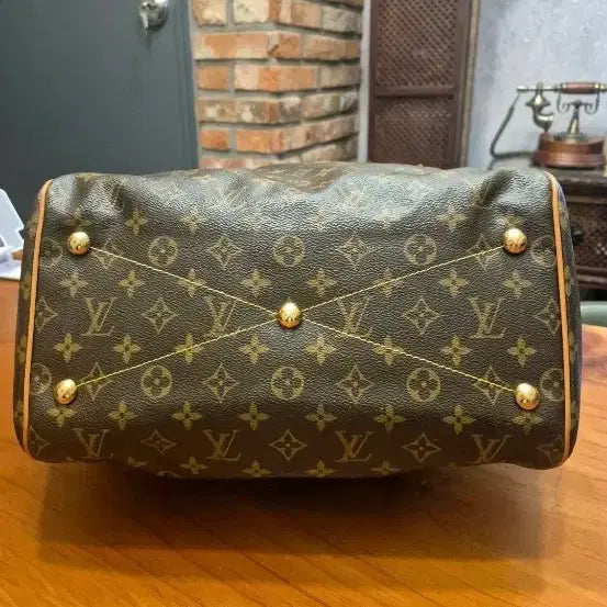 [BUNJANG] Louis Vuitton Tivoli GM Monogram Handbag / 루이비통 티볼리 GM 모노그램 가방