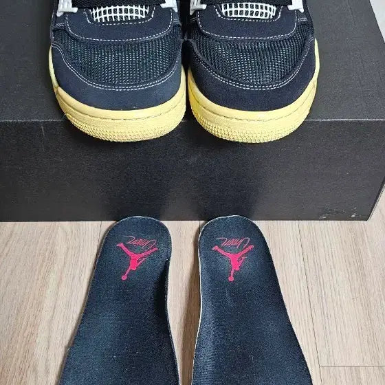 [BUNJANG] Jordan 4 Union Off Noir Sneakers / 조던4X유니온 오프느와르