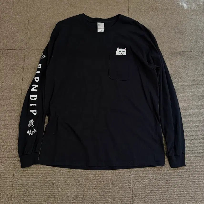 [BUNJANG] Rip N Dip Cat Pocket Long Sleeve T-Shirt (Black, L) / Rip N Dip 립앤딥 캣포켓 롱슬리브리스 L