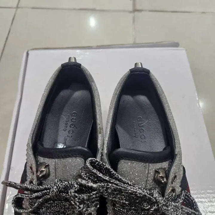 [BUNJANG] Gucci Glitter Sneakers (Size 35) / 구찌글리터스니커즈(35)