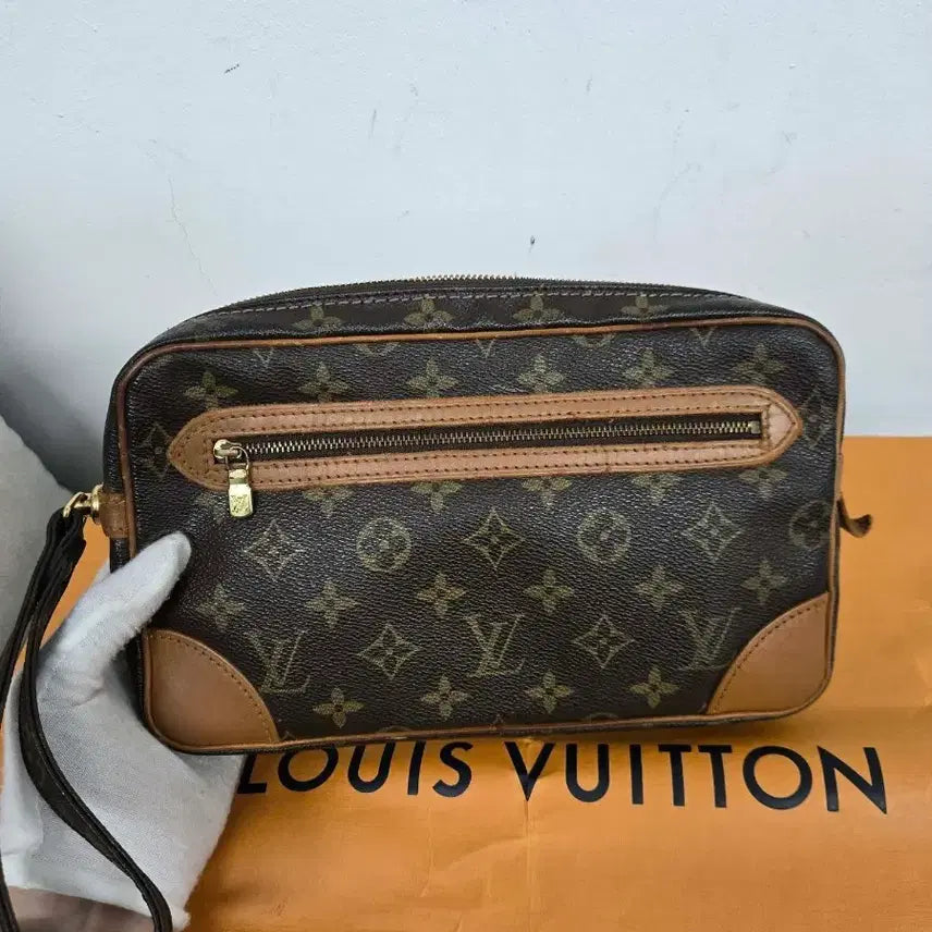 [BUNJANG] Louis Vuitton Mali Dragon Pouch Bag / [정품] 루이비통 말리 드래곤 파우치백