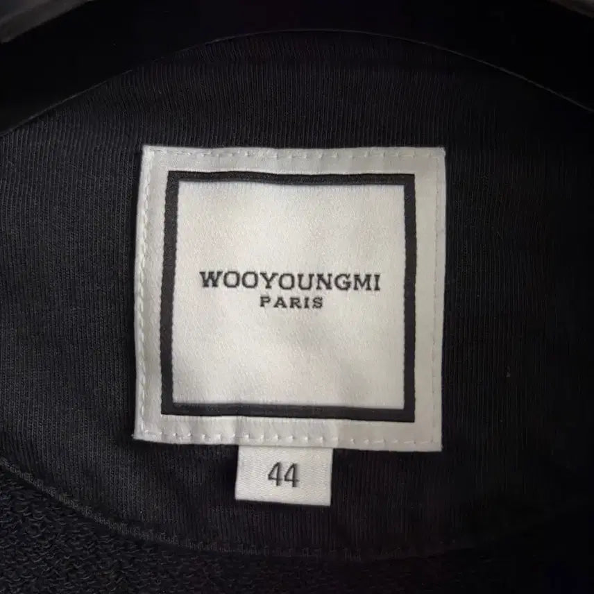 [BUNJANG] Wooyoungmi 3D Flower Back Logo Sweatshirt Black / [신품급 / 44사이즈] 우영미 24FW 3D 플라워 백로고 맨투맨 블랙