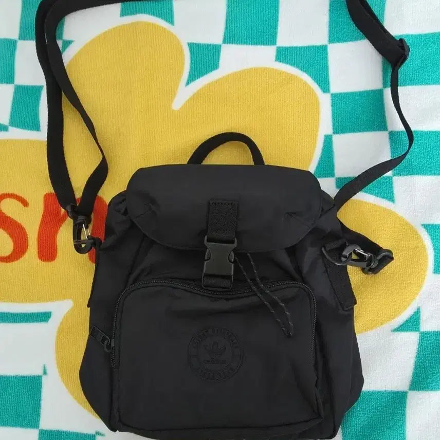 [SOLD OUT] 아디다스 미니 백팩 겸 크로스백