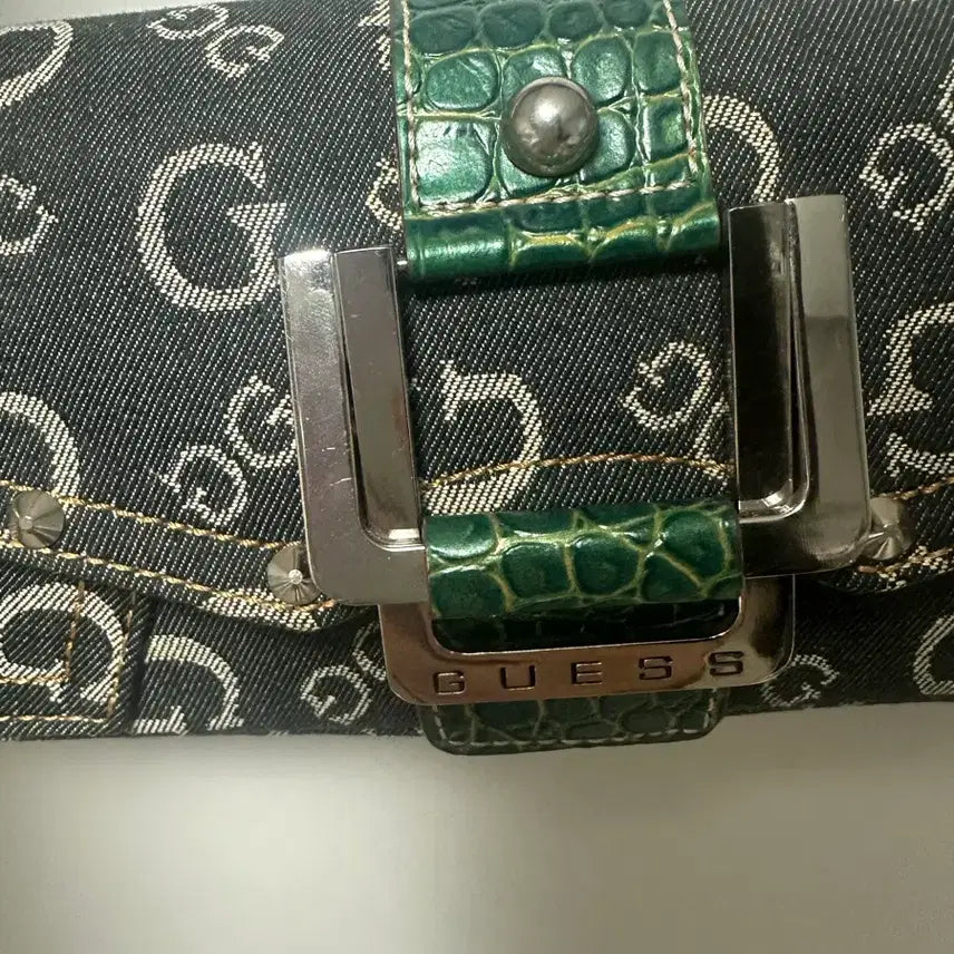 [BUNJANG] Guess Y2K Denim Shoulder Bag / guess 게스 y2k 숄더백 가방