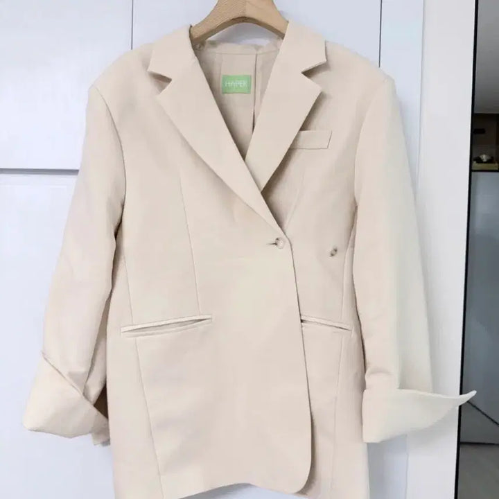 [SOLD OUT] 새상품 HAPER 하퍼 아이보리색 블레이저 자켓
