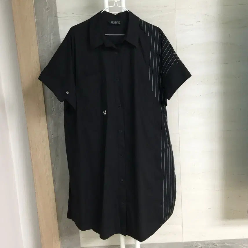 [SOLD OUT] DEMOO 데무 23 박춘무 블랙 스트라이프 셔츠 원피스