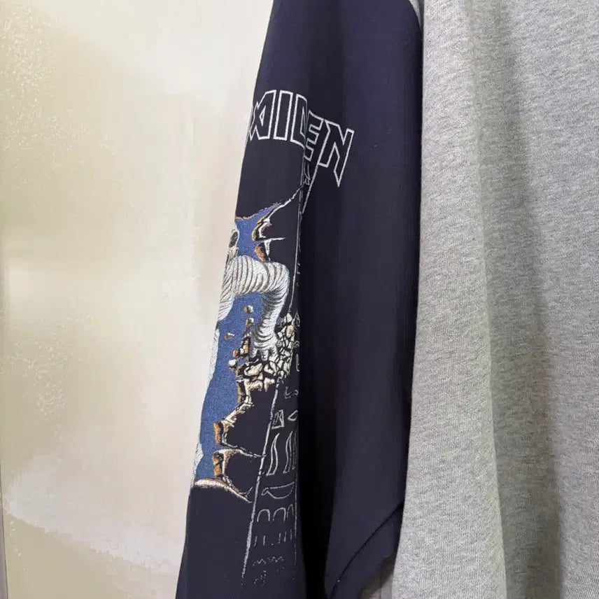 [BUNJANG] All Rights Martin Printed Hoodie Zip-up / 올라이츠마틴집업